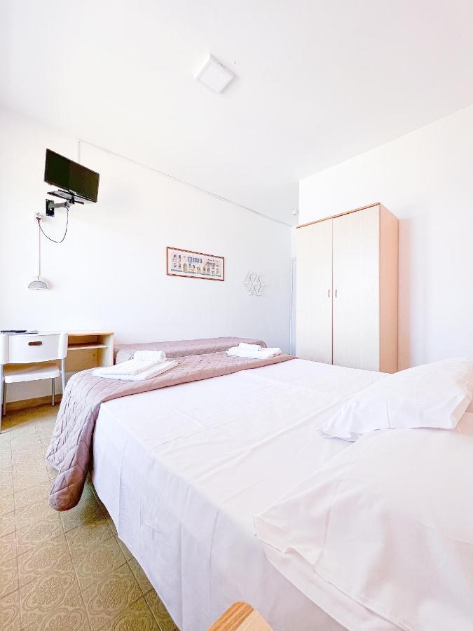Hotel Ambassador Laigueglia Exteriér fotografie